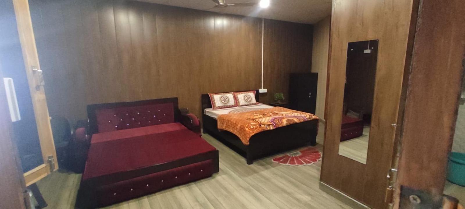 Mehra Cottage Almora Quarto foto